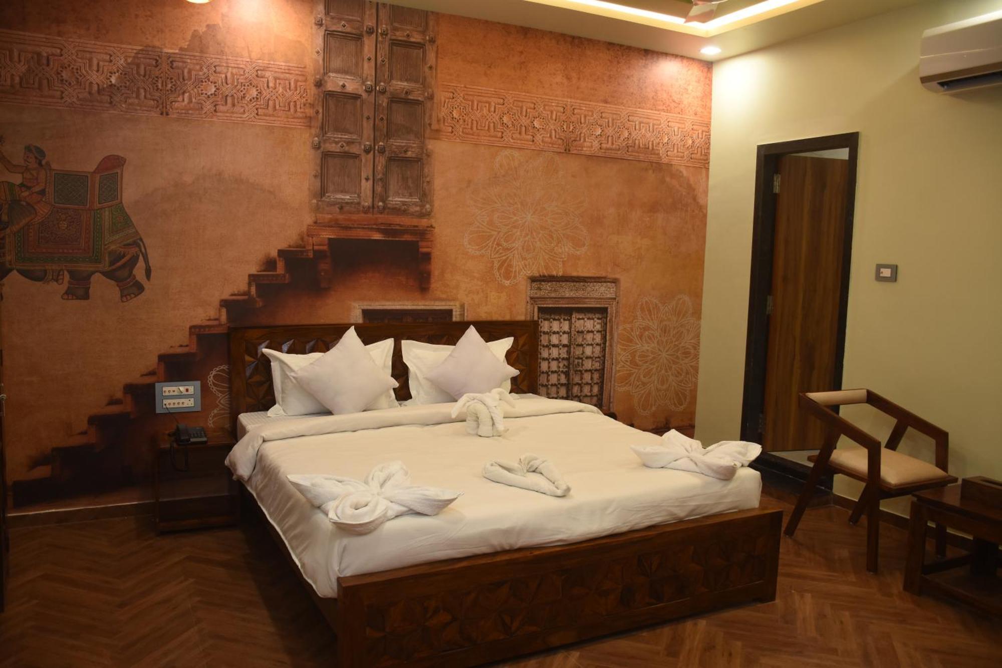 Hotel Pride Of Chittor Chittorgarh Ngoại thất bức ảnh